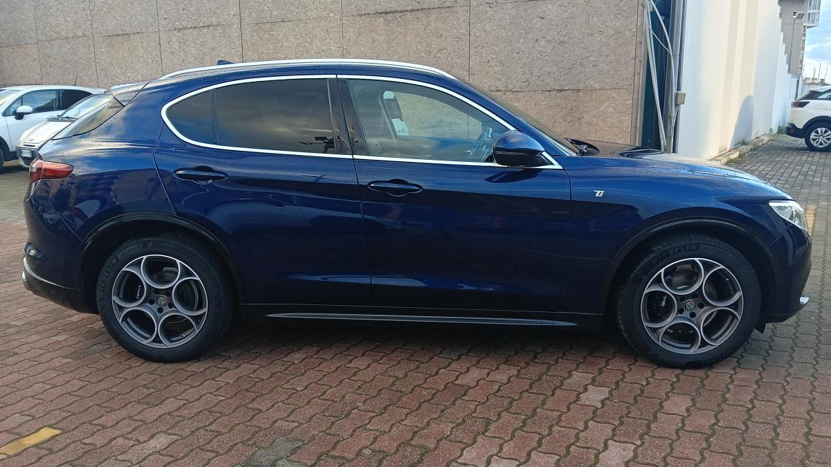 Alfa Romeo Stelvio 2.2 Td 210CV AT8 Q4 Ti